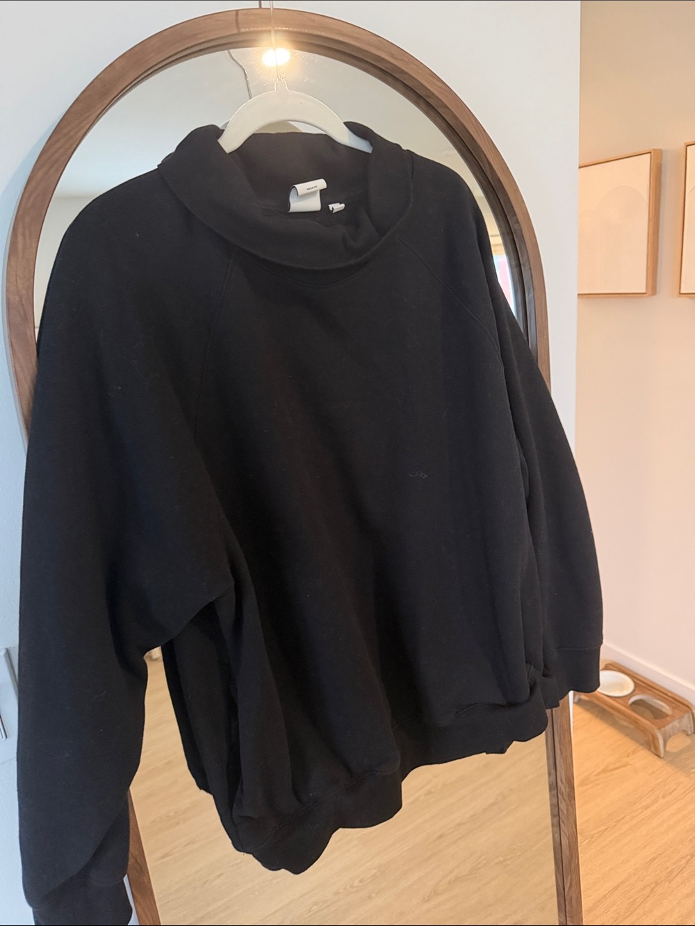 Aritiza Mega Fit Black Women's Funnel Neck